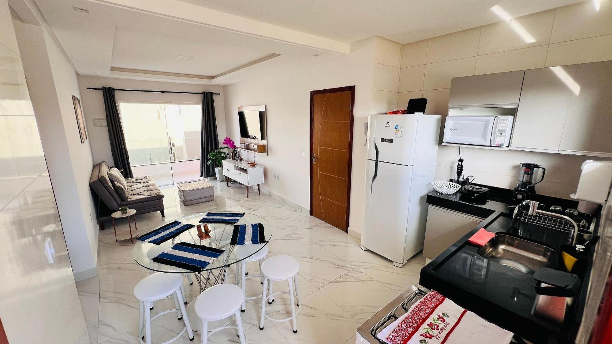 Apto 11 Com 2/4 Bairro Residencial Perto Da Holiday home *